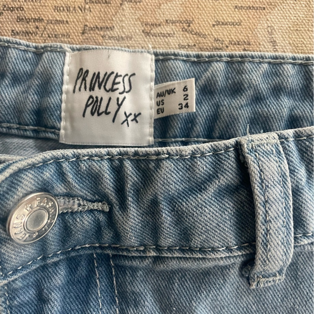 Princess Polly High Rise Denim Shorts Size 2 - Picture 7 of 11